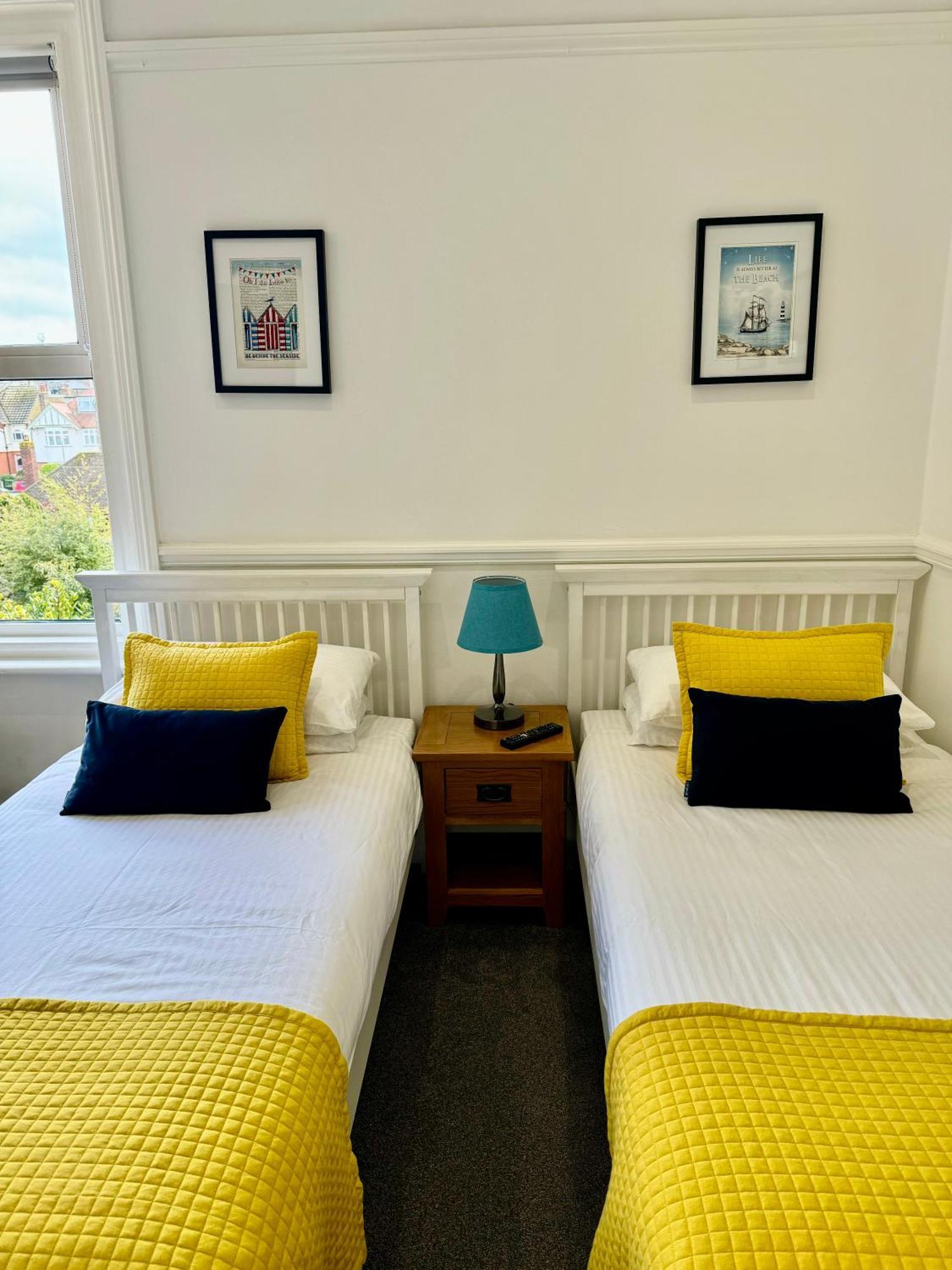 Pierremont En-Suite Rooms 布罗德斯泰 外观 照片